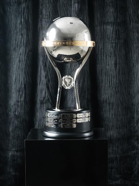 Taça da Copa Sul-Americana