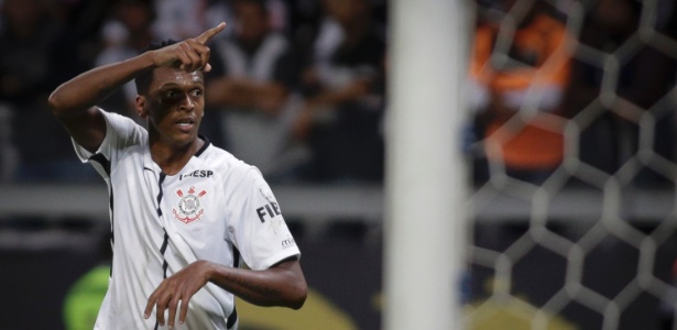 Jô pode voltar ao time na próxima rodada - Thomás Santos/AGIF
