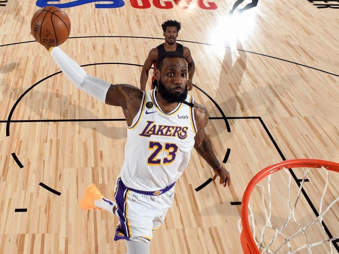 COMO UMA ESTRELA PODE REAJUSTAR SEU JOGO PARA AJUDAR O TIME? - Panela NBA 