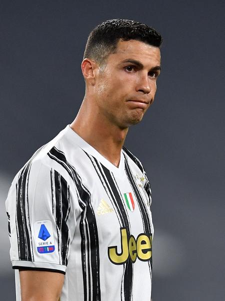 Cristiano Ronaldo com a camisa da Juventus, em 2021. - Valerio Pennicino/Getty Images