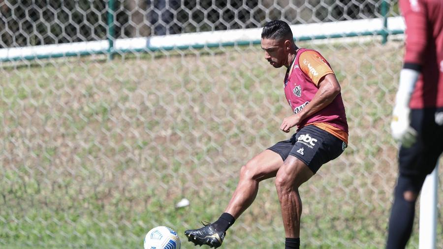 Nathan Silva voltou a ser titular do Atlético-MG desde o retorno do técnico Cuca - Pedro Souza/Atlético