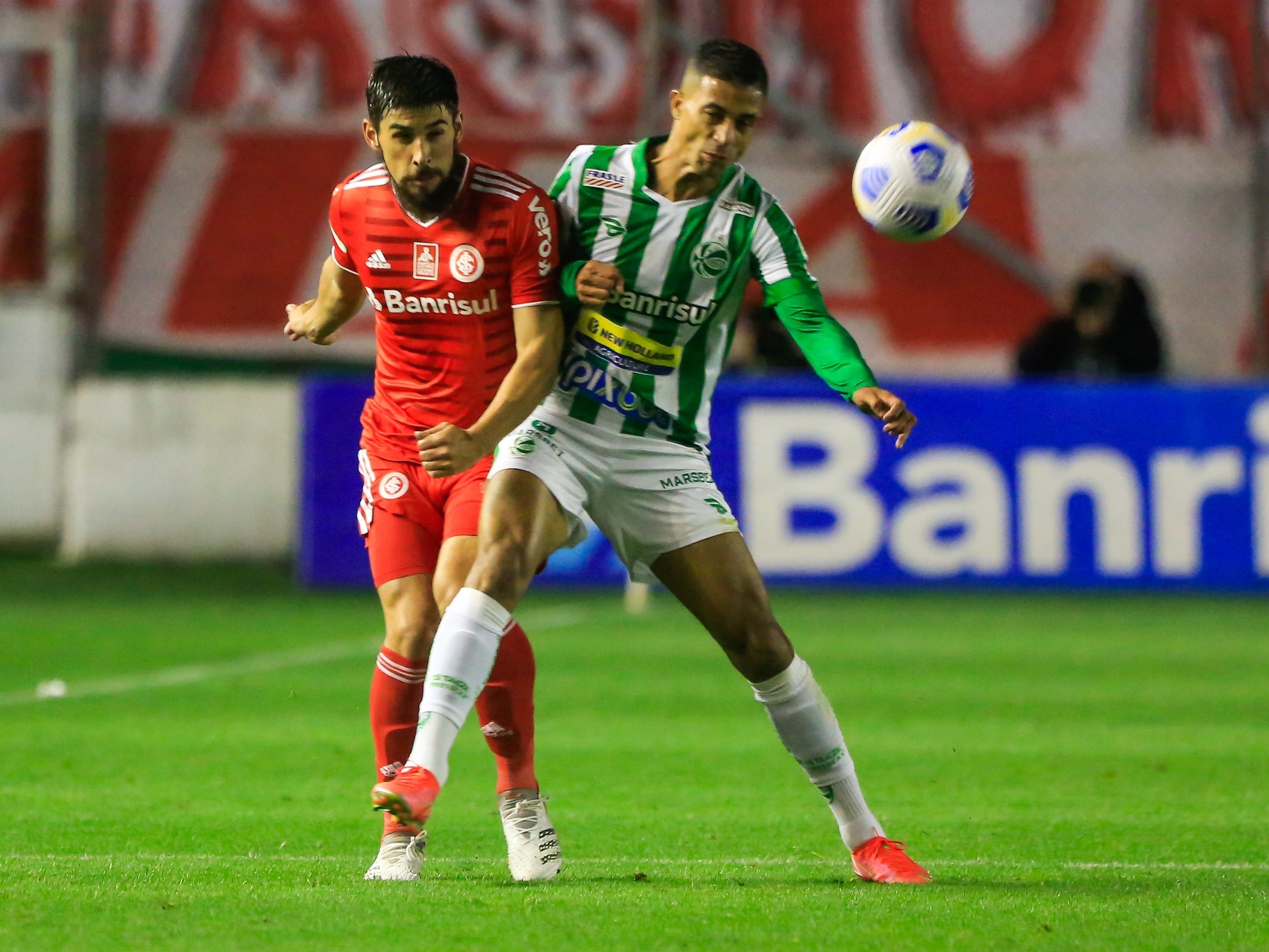 Benfica x Sporting: onde assistir, escalações e arbitragem