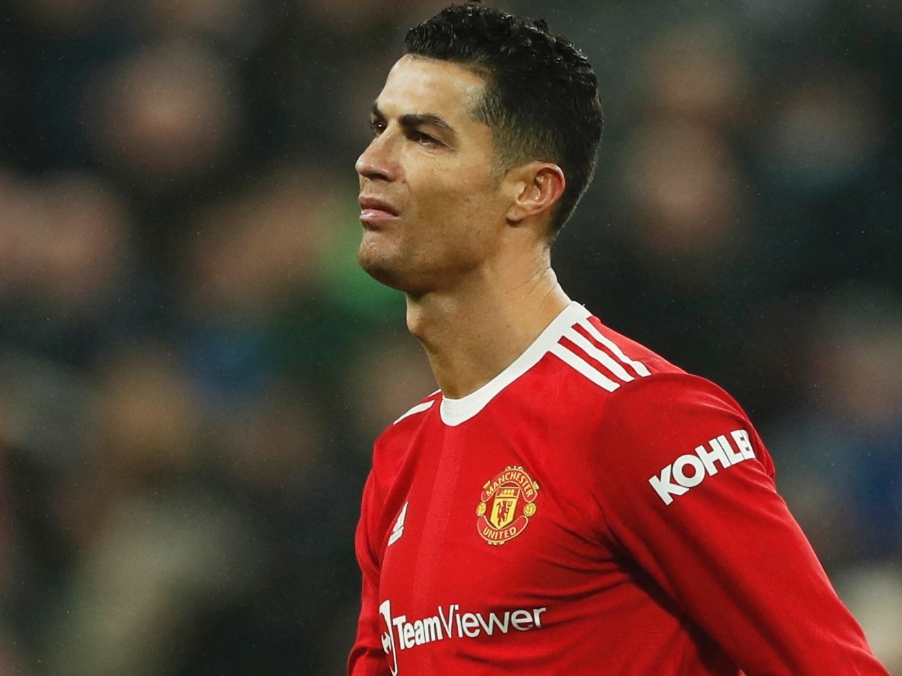 Cristiano Ronaldo salva, e United busca empate com Chelsea no