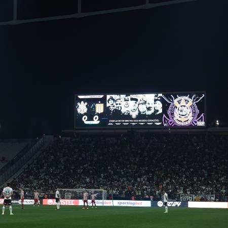 Neo Química Arena durante a partida entre Corinthians e Estudiantes