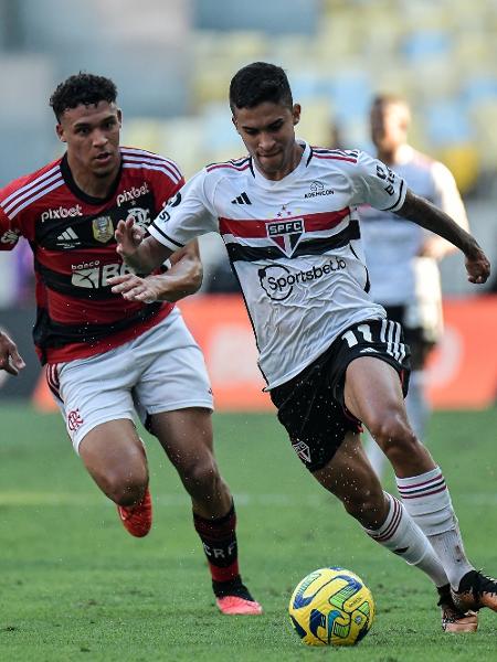 Rodrigo Nestor, do São Paulo, em ação no jogo contra o Flamengo, pela ida da final da Copa do Brasil