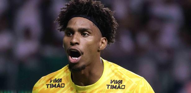 Palmeiras superior: empate como vitória para Corinthians no clássico.