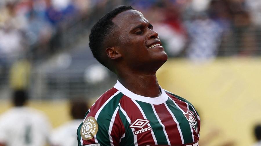 Arias se lamenta durante jogo entre Fluminense e Chelsea no Mundial Arias se lamenta durante jogo entre Fluminense e Chelsea no Mundial