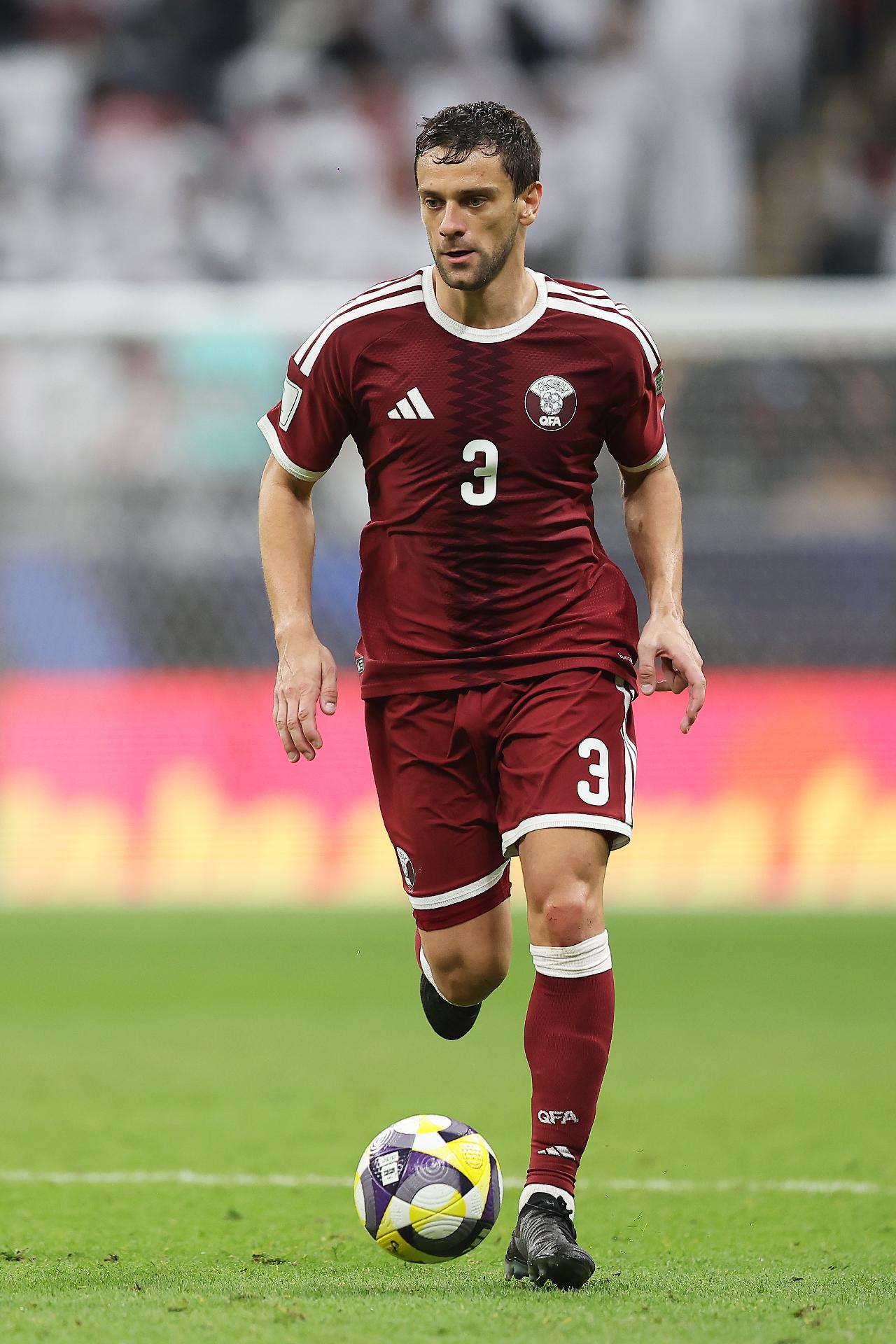 Lucas Mendes, da seleção do Qatar em jogo contra a Palestina pela Copa Árabe 2025 - undefined