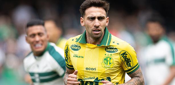 Mirassol aproveita lei do ex, vira sobre Coritiba e ganha alívio contra Z4