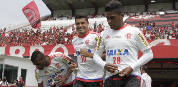 Jogadores do Flamengo vão a campo em treino com presença da torcida na Gávea - Gilvan de Souza/Flamengo