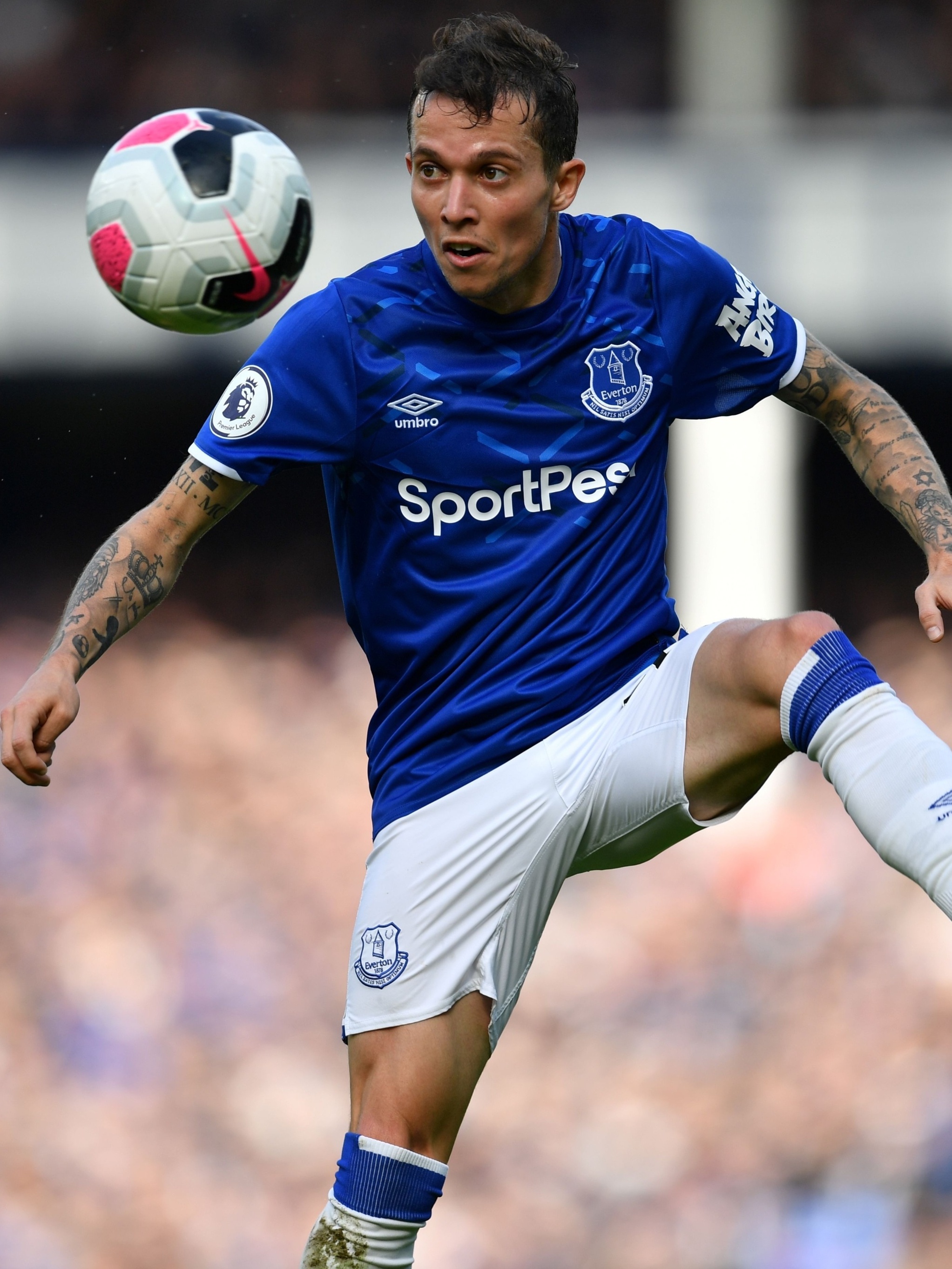 Premier League: Everton arranca empate com United fora de casa