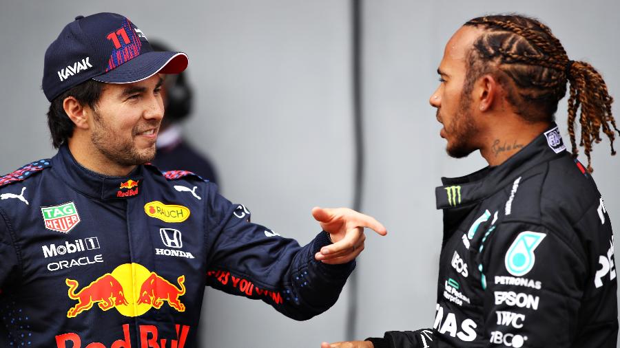 Second lugar no qualifier Sergio Perez, da Red Bull Racing, ao lado de Lewis Hamilton, da Mercedes, que vai largar na pole em Imola - Mark Thompson/Getty Images