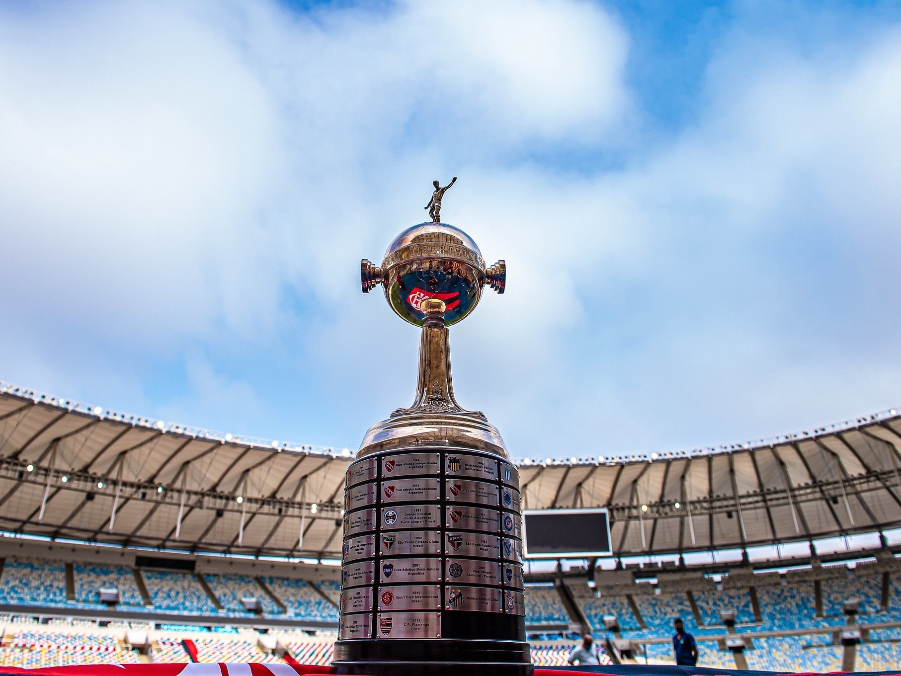 Fase oitava de final da Libertadores começa hoje, com seis brasileiros  participantes