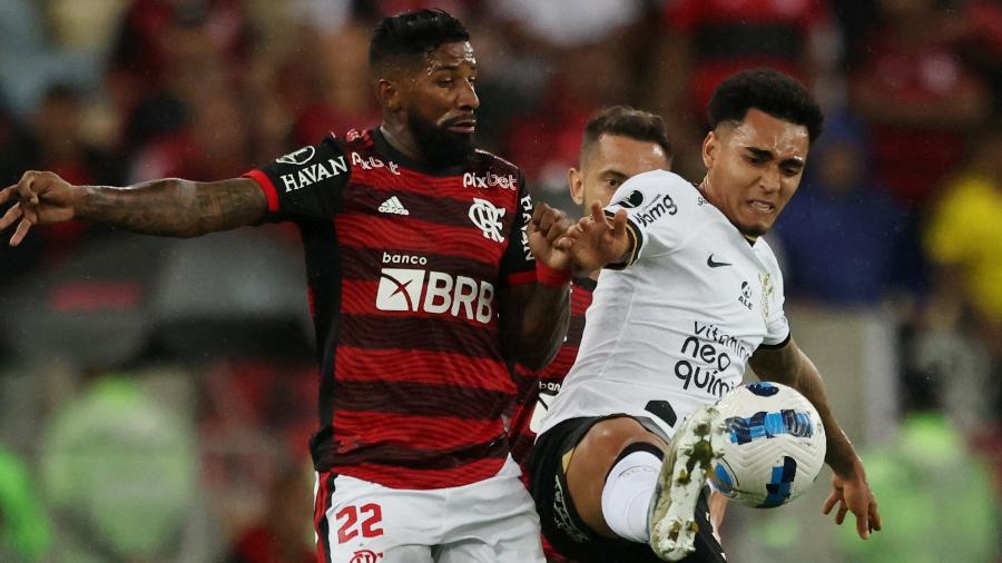 Rodinei, do Flamengo, interessa ao Atlético-MG para a temporada 2023 - Sergio Moraes/Reuters