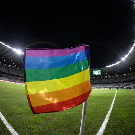 Cruzeiro disputou diversos jogos da Série B com a bandeira do mvimento LGBTQIA+ - Staff Images 