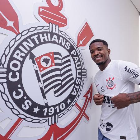 Cacá, zagueiro do Corinthians