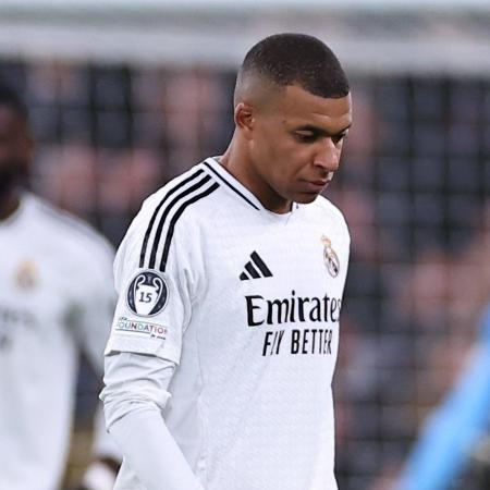 Mbappé foi ignorado por Jude Bellingham em derrota do Real Madrid para o Liverpool pela Liga dos Campeões - Robbie Jay Barratt - AMA/Getty Images