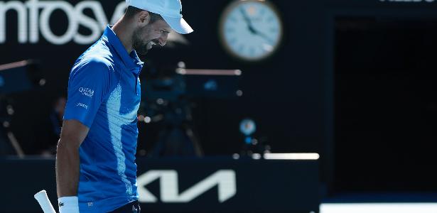 Djokovic Abandons Australian Open Semi-Final, Zverev Advances to Final