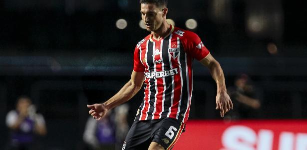 Mercado da Bola: Cédric detalha decisão de vir ao São Paulo: 'Tinha alta chance de ficar'