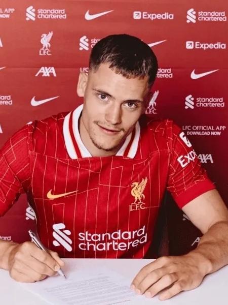 Florian Wirtz assinou contrato com o Liverpool e virou 6º jogador mais caro da história Florian Wirtz assinou contrato com o Liverpool e virou 6º jogador mais caro da história