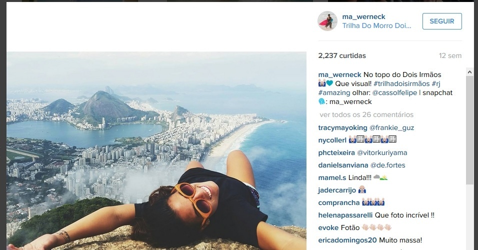 A carioca Marina Werneck é surfista profissional e madrinha de projeto social do Instituto Neymar Jr.