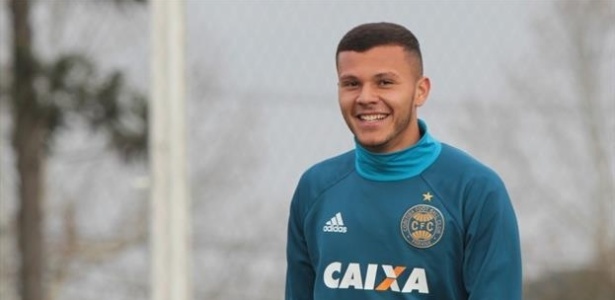 Thalisson Kelven, de 19 anos, começará titular pelo Coxa contra o São Paulo - Comunicação CFC