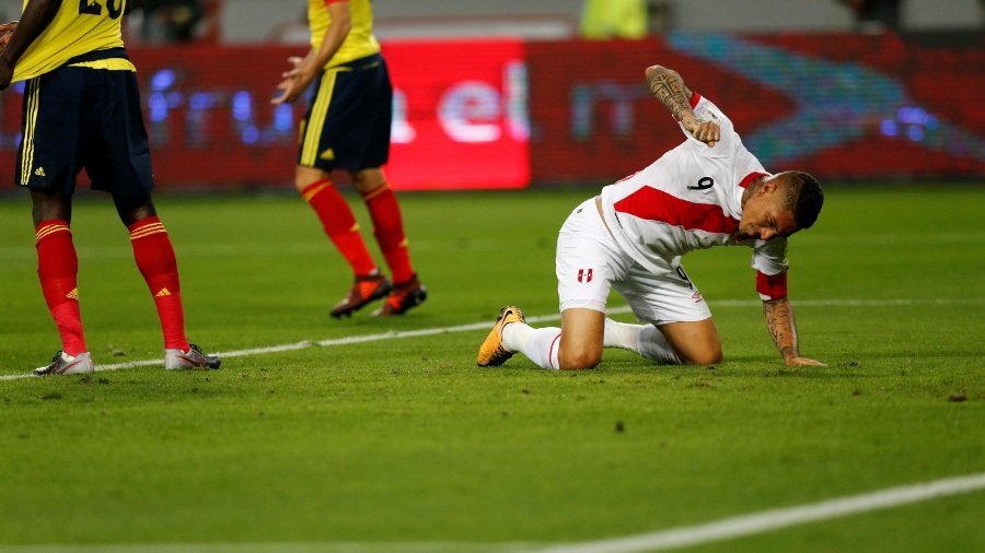 Guerrero lamenta chance perdida pelo Peru diante da Colômbia - REUTERS/Mariana Bazo