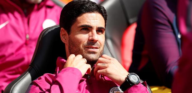 Arteta, de 36 anos, jogou 150 jogos com Wenger no Arsenal - John Sibley/Reuters