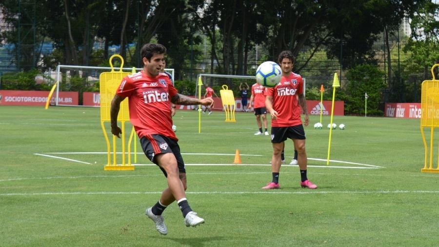 Liziero durante treino do São Paulo - Reprodução/Twitter