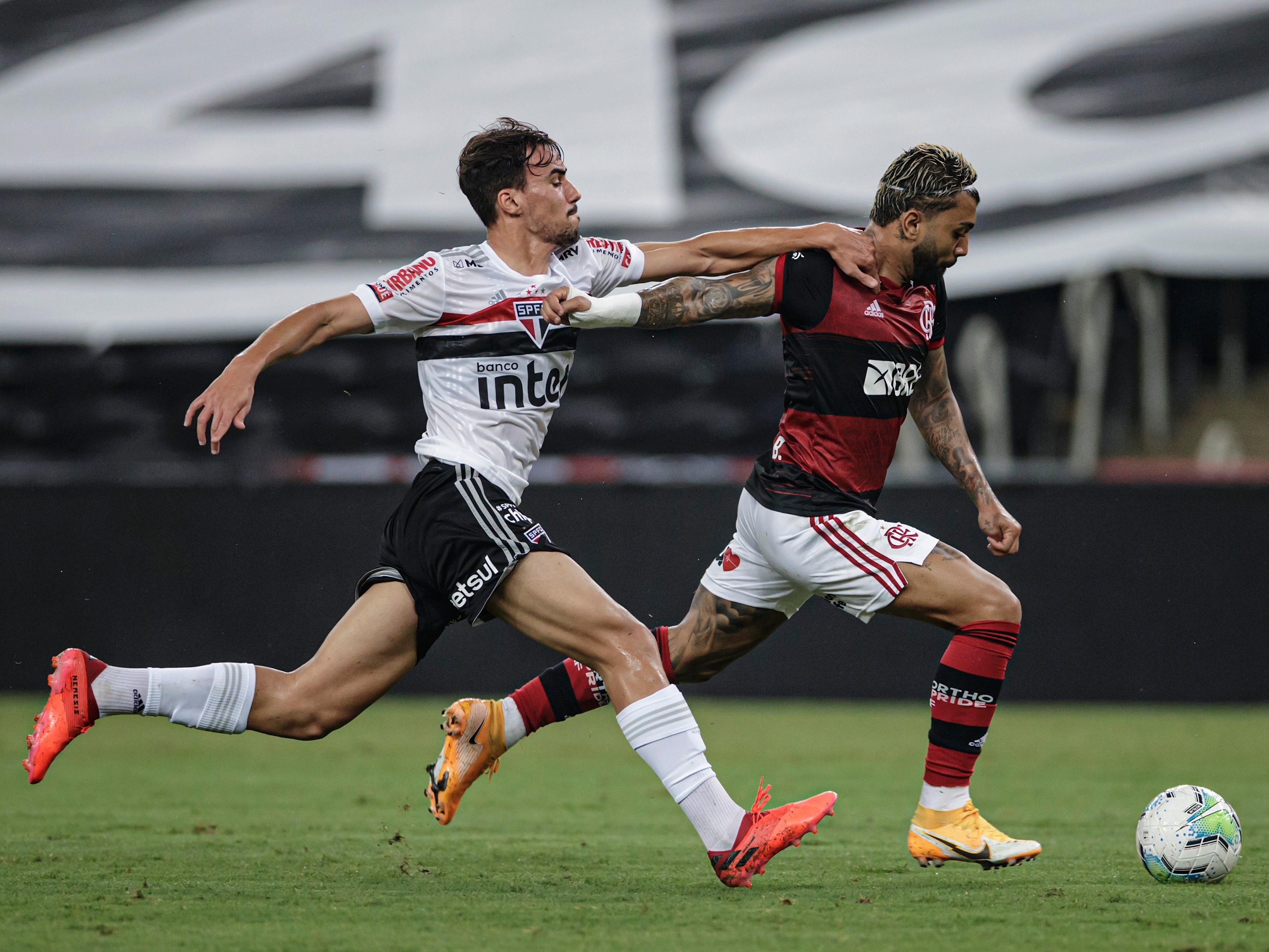 Flamengo x São Paulo: veja onde assistir, escalações, desfalques e  arbitragem, brasileirão série a