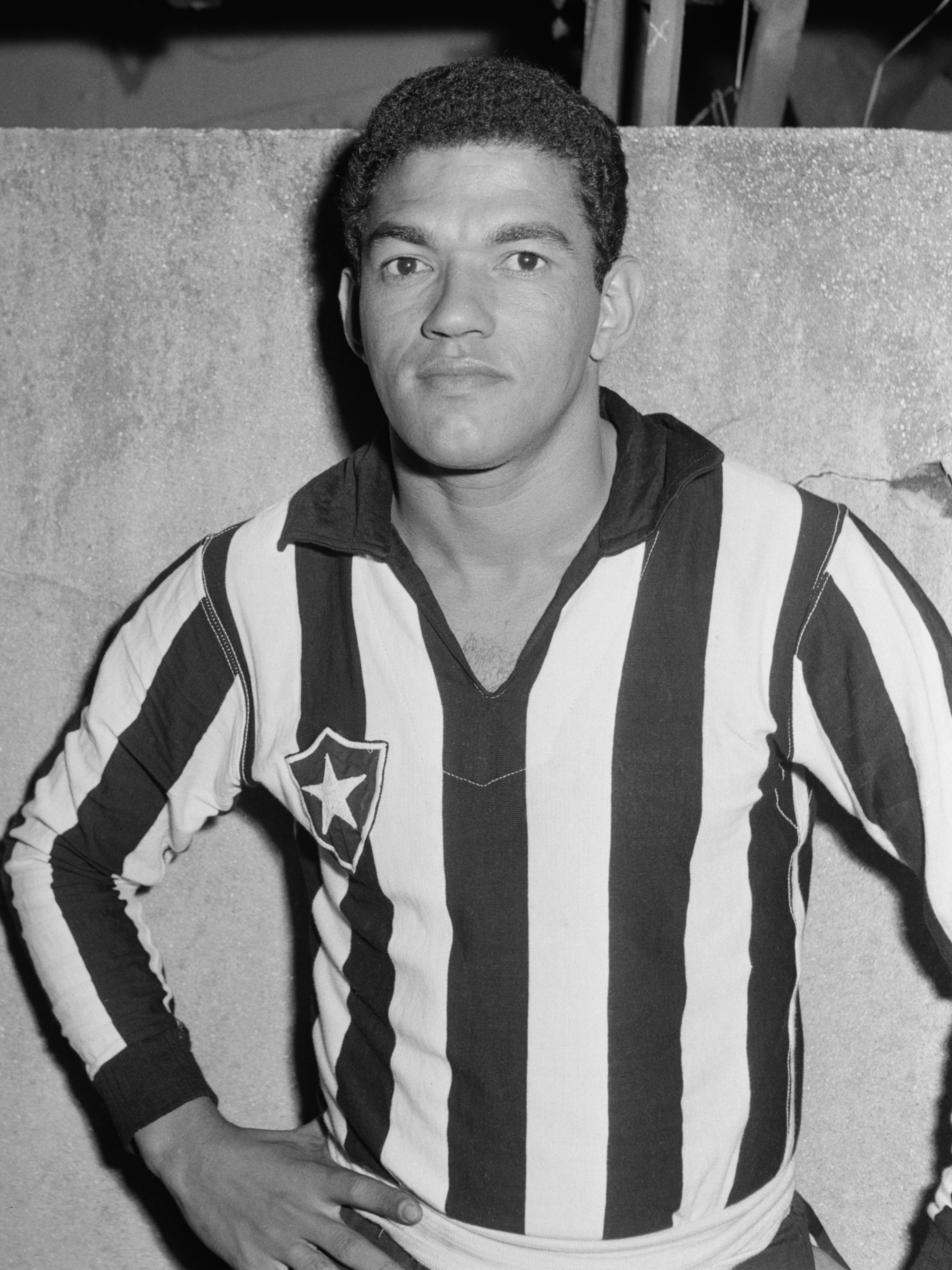 Pelé e Didi jogando damas na concentração da seleção brasileira, Serra  Negra, São Paulo, abril de 1962. Arquivo Naciona…