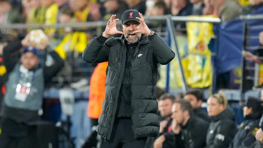 Jurgen Klopp comanda o Liverpool em semifinal contra o Villarreal na Champions League - Alex Gottschalk/vi/DeFodi Images via Getty Images
