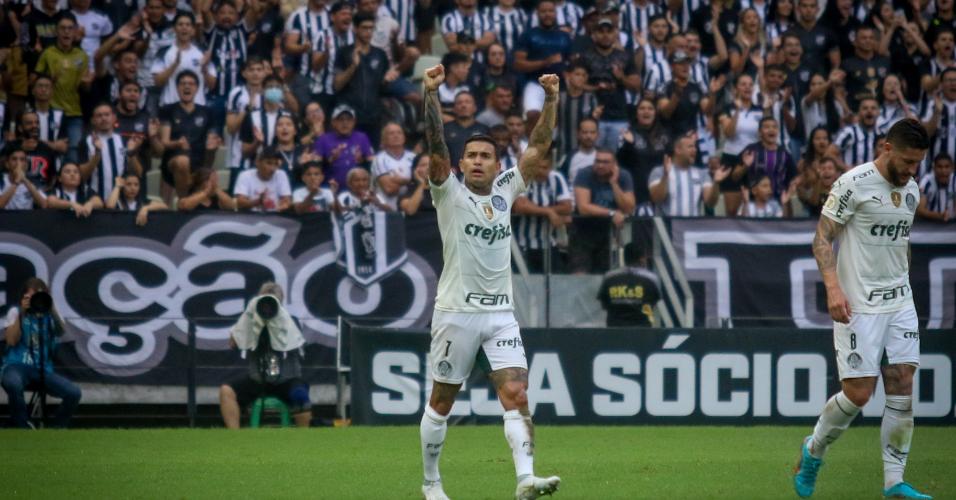 Dudu celebra o gol que abriu o placar em Ceará x Palmeiras