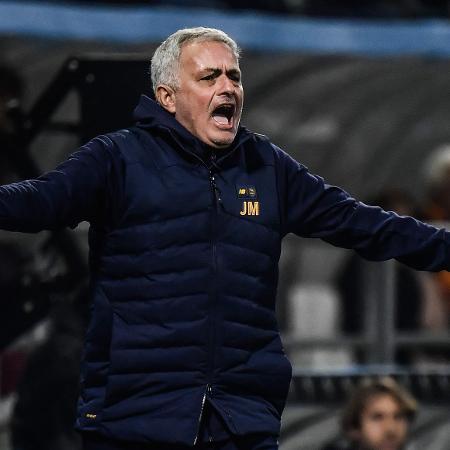 José Mourinho, técnico da Roma - FILIPPO MONTEFORTE/AFP