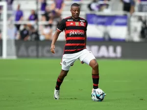 De la Cruz volta, e Flamengo tem mudanças no Carioca; veja as escalações