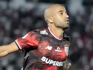 Lucas retoma boa fase no São Paulo após queda em momento decisivo