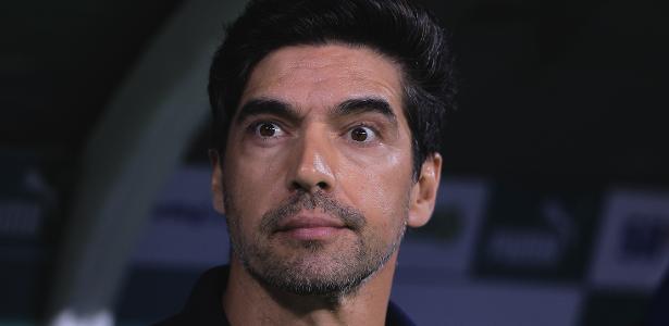 Abel elogia dinâmica do Palmeiras e destaca merecimento de vitória no clássico
