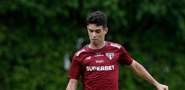 Oscar anima, mas problemas físicos atrapalham 1º semestre no São Paulo