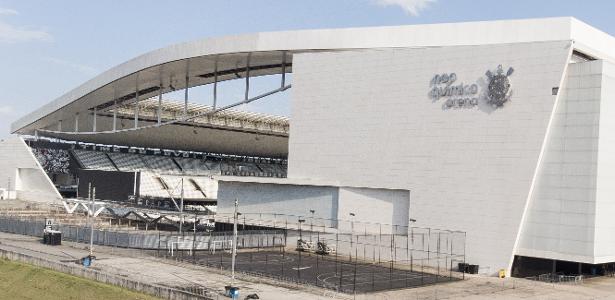 Corinthians negocia naming rights de 10 anos com a Caixa e quer liberação de R$ 27 milhões