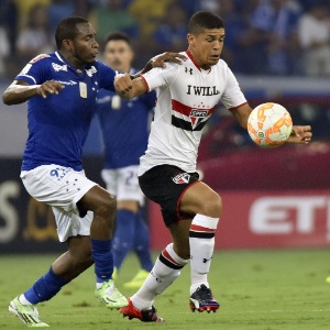 Venda de Denilson ao Al-Wahda rendeu R$ 10,9 milhões ao São Paulo - Douglas Magno/AFP