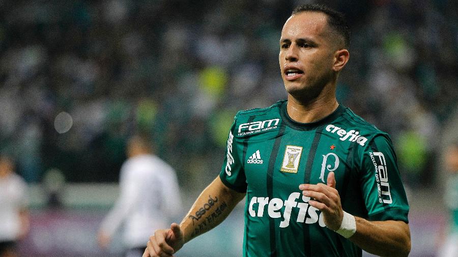 Meia Guerra negocia com o Coritiba, mas ainda não tem destino certo e deve se reapresentar ao Palmeiras - Daniel Vorley/AGIF