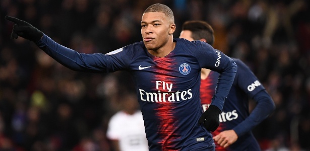 Mbappé comemora gol do PSG contra o Rennes - FRANCK FIFE/AFP - FRANCK FIFE/AFP