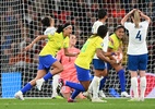 Brasileiras quase ganham das inglesas - Michael Regan/Getty