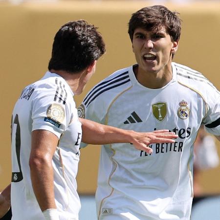 Fran García e Gonzalo García brilharam no 1º tempo de Real x Dortmund