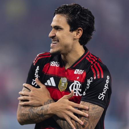 Pedro, gelado, brilhou em vitória histórica do Flamengo