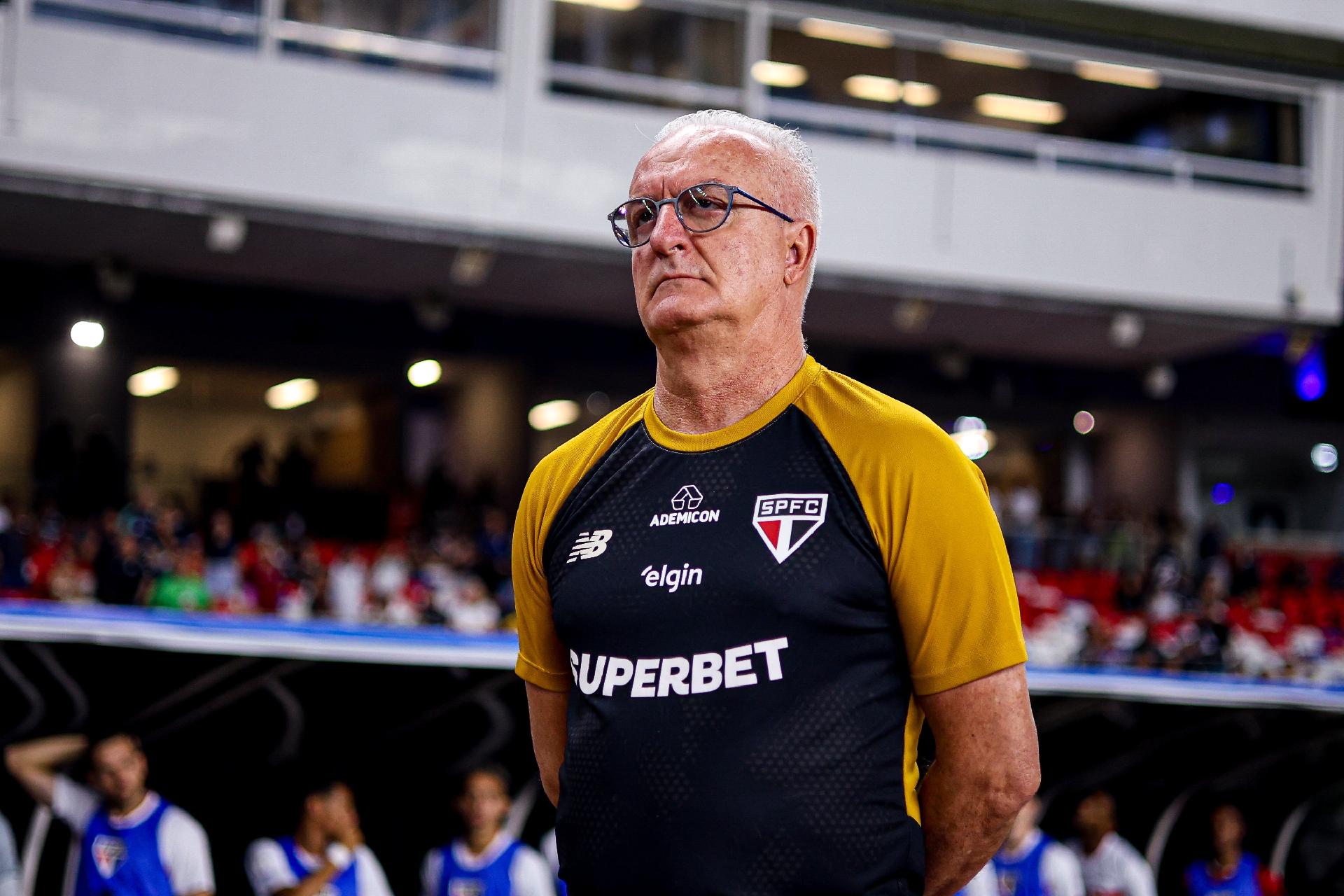 Dorival Júnior, técnico do São Paulo, em jogo contra o Remo - undefined