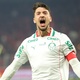 Palmeiras tem meia expulso no 1&ordm; tempo, mas bate Athletico e dorme l&iacute;der