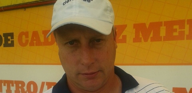 Jura, jogador do Guarani e do São Paulo, foi técnico do São José - Jura, ex-jogador do São Paulo - Jura, ex-jogador do São Paulo