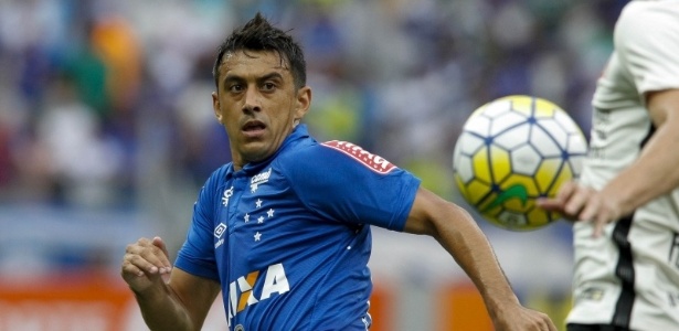 Robinho pode permanecer no Cruzeiro em definitivo. Clube quer adquirir direitos do jogador - Gualter Naves/Light Press/Cruzeiro