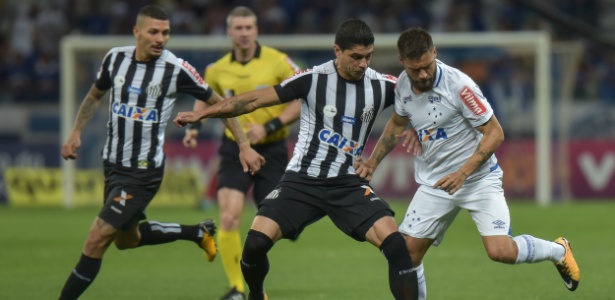 Empolgado, Cruzeiro esquece o Corinthians e quer tirar a atual vice-liderança do Santos - André Yanckous/AGIF